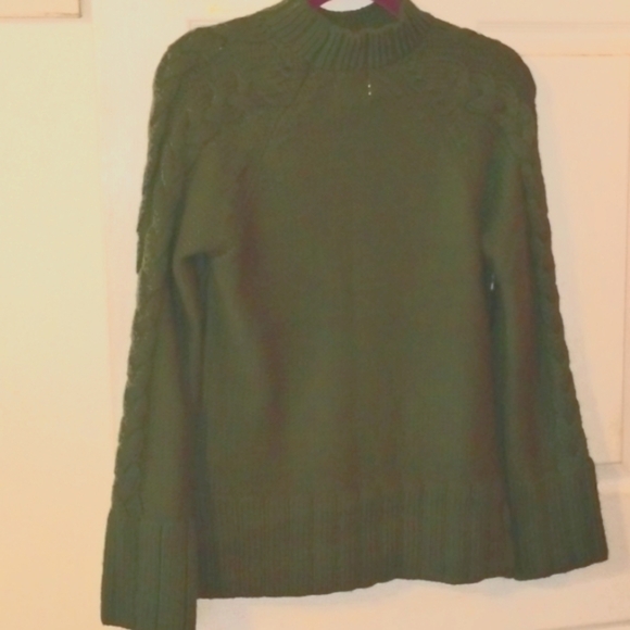 St. John's Bay Woman's SJB Mock Cable Sweater, Size: M, NWT - Picture 9 of 9